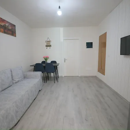 Apartment Krisli Escape - Just A Minute To The